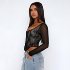 A1. Lace Stitching Girdle Printed Long-sleeved T-Shirt Women Carmine Juneberry