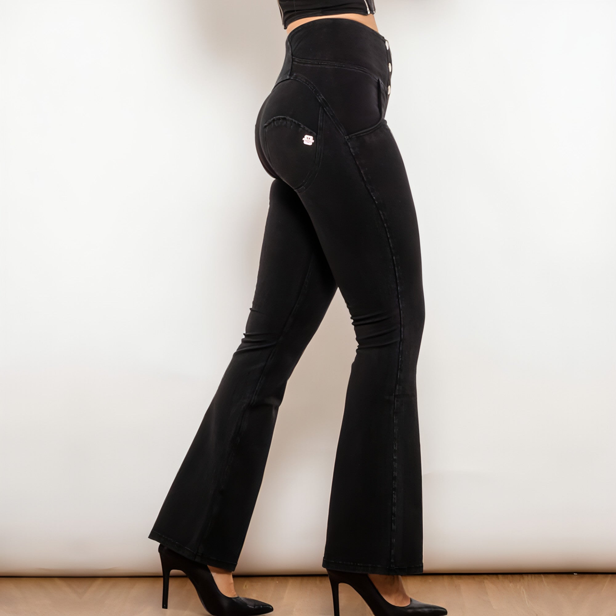 DenimDare™ High Waist Jeans Women NOIR Carmine Juneberry